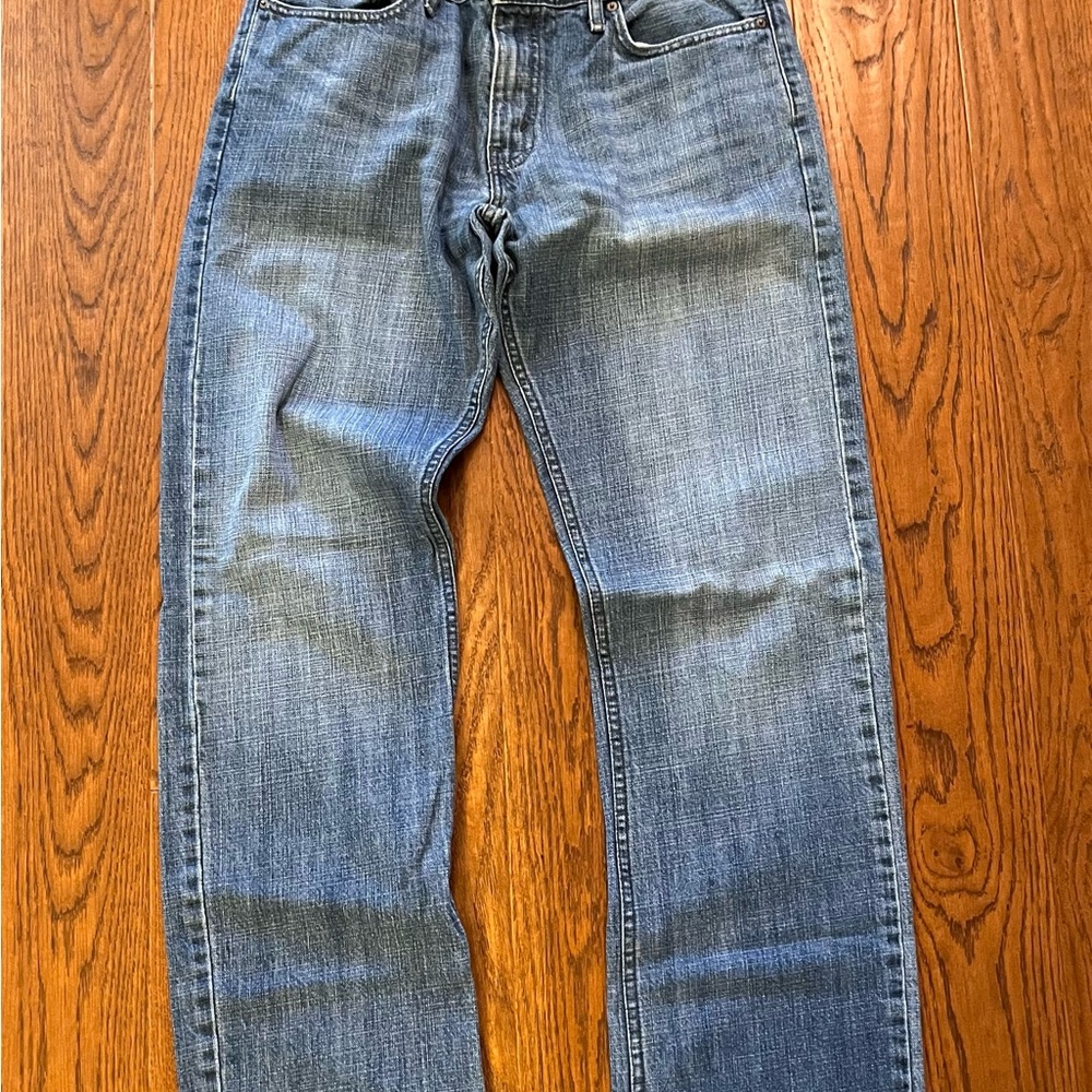 Levi's 514 Men's Straight Blue Jeans‎